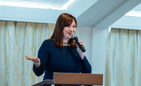 Naše absolventka Tereza Hofmanová novou ředitelkou CzechTourism. Potkejte ji osobně na Absolventské středě